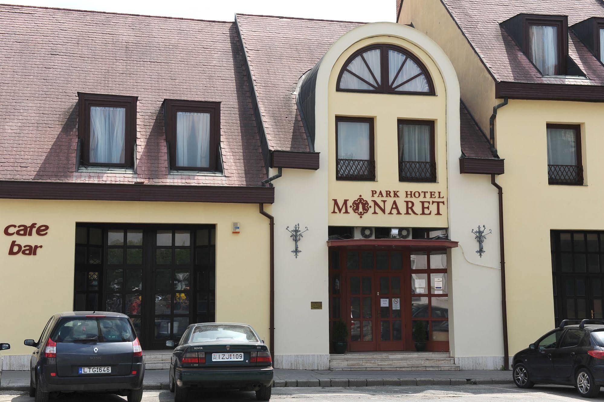 Hotel Minaret&Etterem Eger Exterior photo
