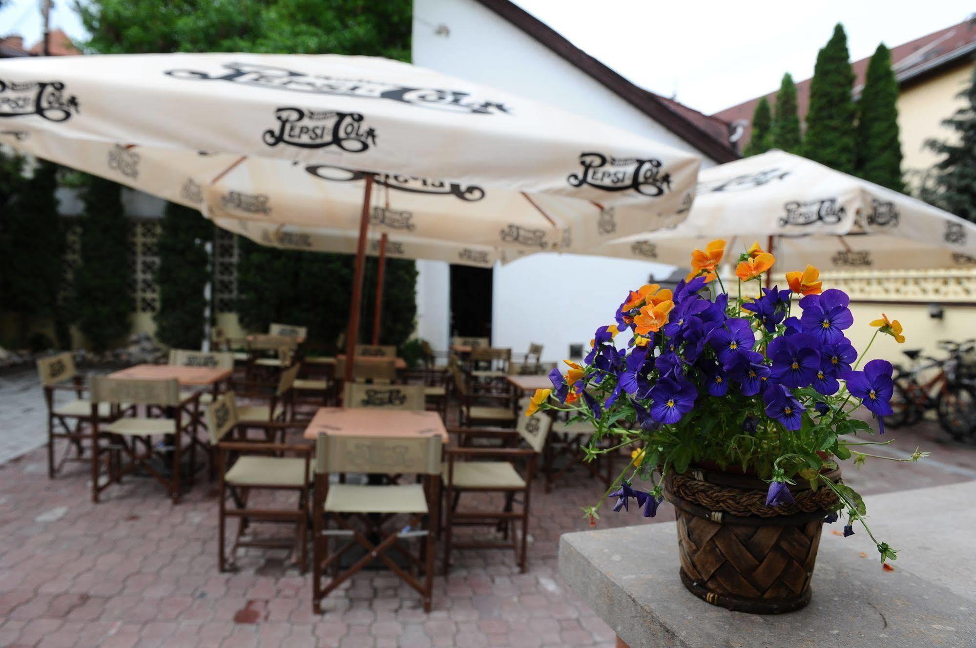 Hotel Minaret&Etterem Eger Exterior photo